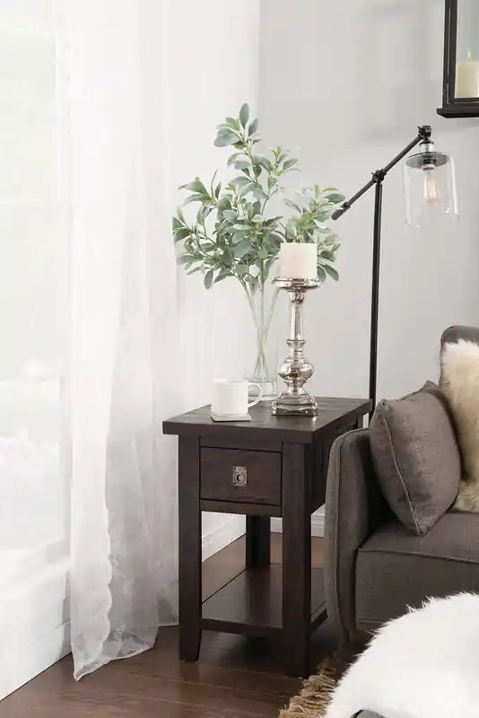 16 Table d'appoint rustique avec rangement et étagère - Bois marron foncé