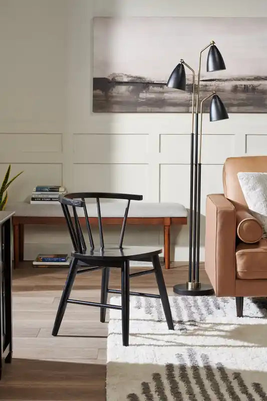 Chaise de salle à manger Remi à dossier incurvé et barreaux